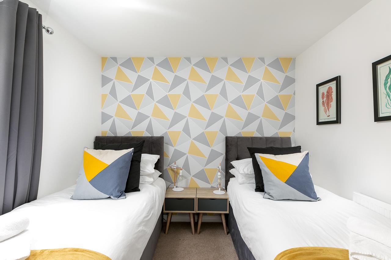 Hertford Serviced Apartments Ware Exterior photo
